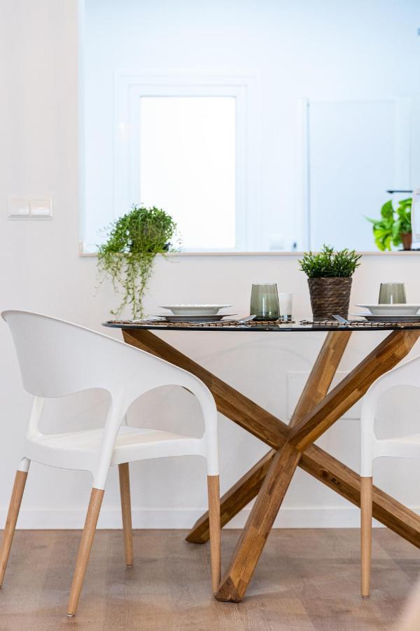 Twins Nest Malaga Apartment Екстериор снимка